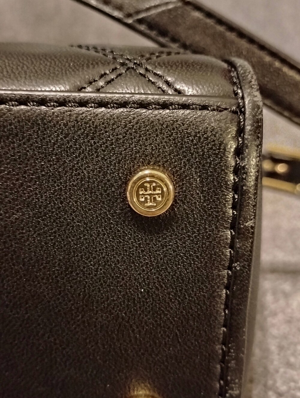 Tory Burch Black Quilted Leather Chain-Shoulder Crossbody - Picture 11 of 16
